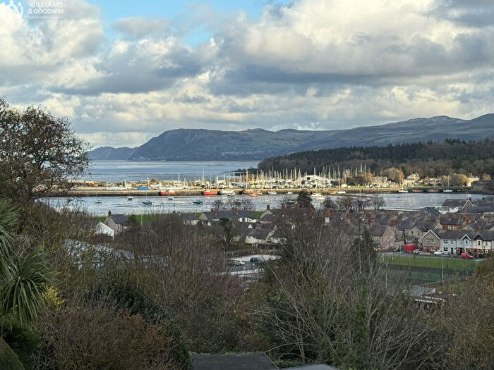 4 Bedroom Semi Detached House For Sale In Upper Garth Road, Bangor, Gwynedd, LL57