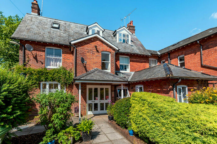 1 Bedroom Apartment To Rent In North Walls, Winchester, SO23