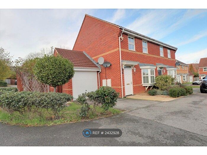 3 Bedroom Semi-Detached House To Rent In Cosway Place, Grange Farm, Milton Keynes, MK8