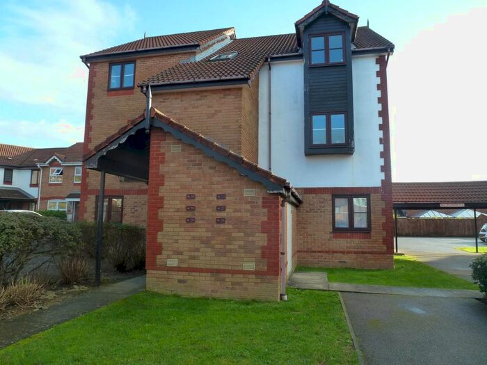 1 Bedroom Flat To Rent In Hulton Close, Southampton, SO19