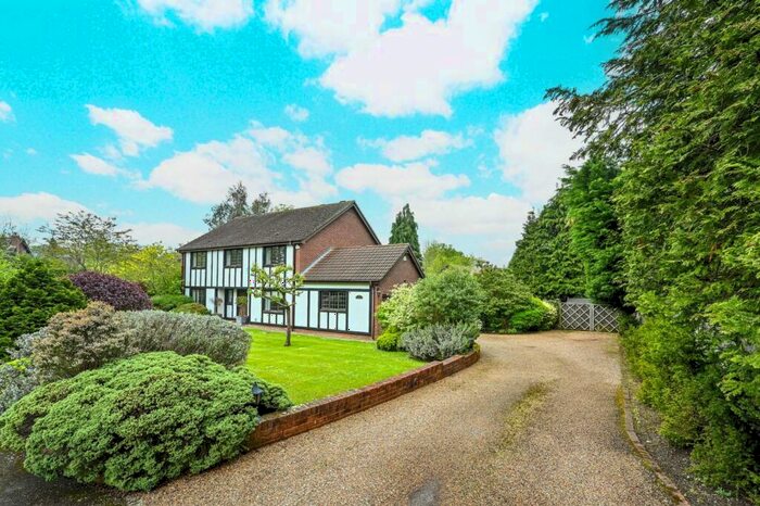 5 Bedroom Detached House To Rent In Heathway, East Horsley, Leatherhead, KT24