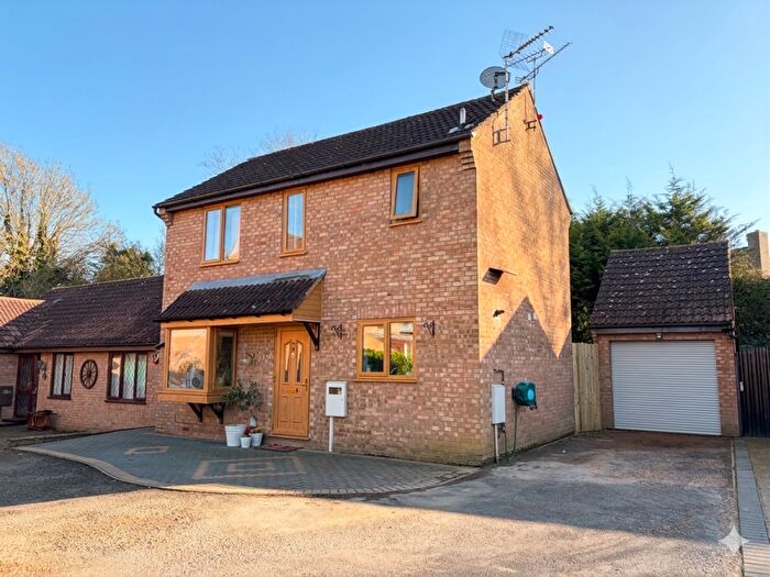 3 Bedroom Detached House For Sale In Scott Close Ashby Fields Daventry Northamptonshire, NN11