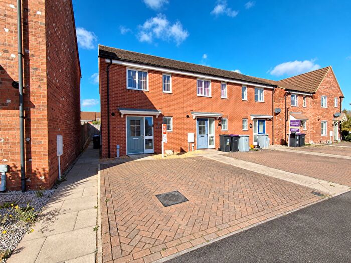 2 Bedroom End Of Terrace House For Sale In Taunton Road, Bourne, PE10