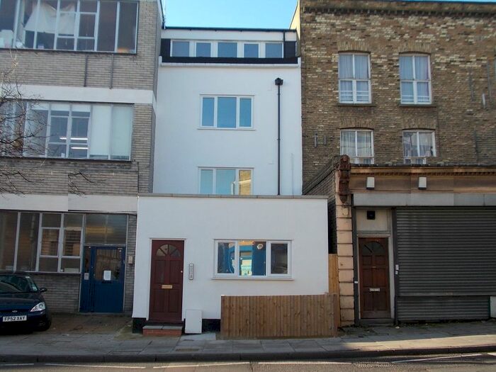 1 Bedroom Flat To Rent In Hornsey Road, Hornsey, N21