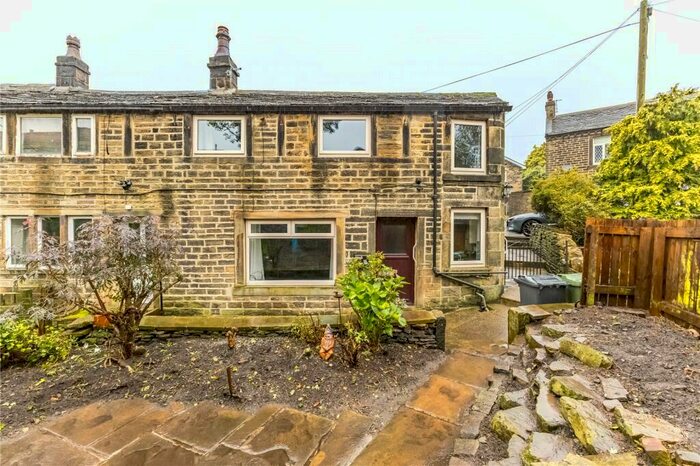 3 Bedroom End Of Terrace House To Rent In Paris Road, Scholes, Holmfirth, HD9