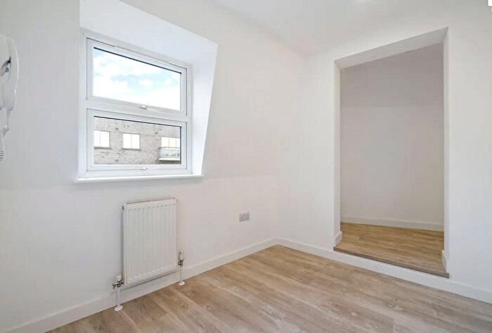 1 Bedroom Flat To Rent In Fortune Green Road, Finchley Road, London, NW6
