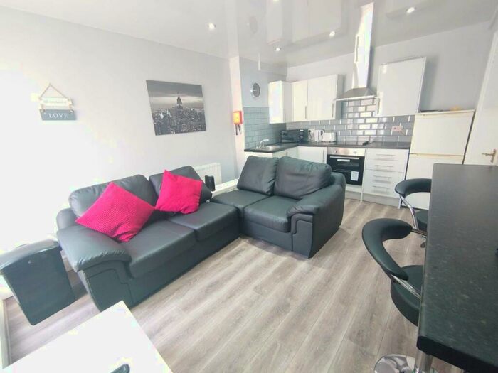 3 Bedroom Terraced House To Rent In Saxony Rd, Kensington Fields, L7