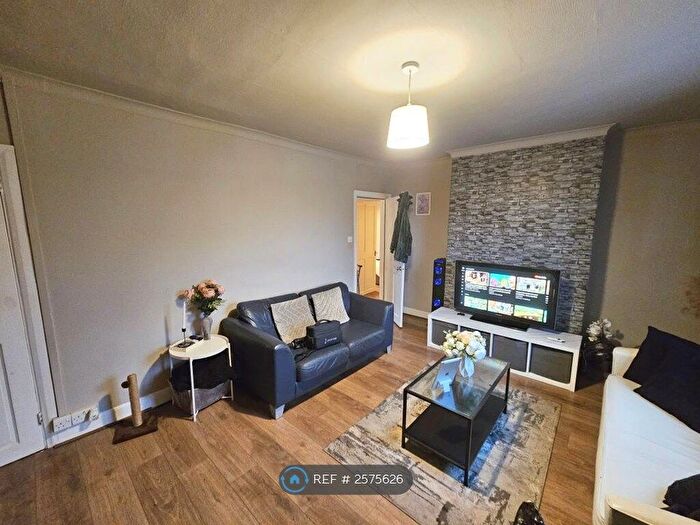 2 Bedroom Flat To Rent In Station Road, Winslow, Buckingham, MK18