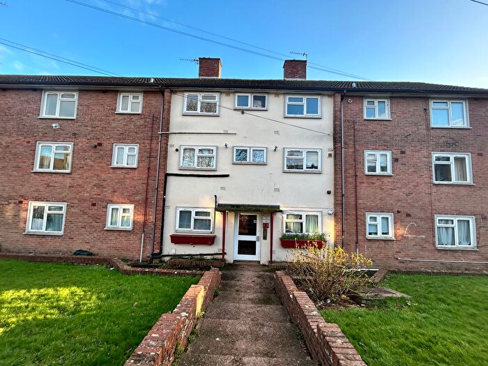 2 Bedroom Flat To Rent In Tristan Close, Exeter, EX4