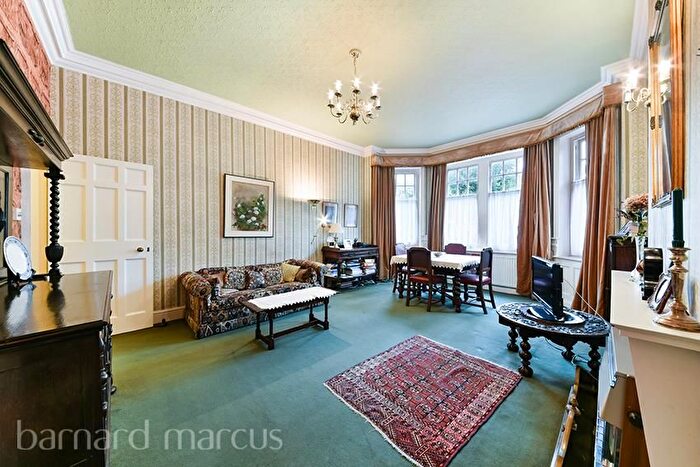 1 Bedroom Flat To Rent In Corfton Road, Ealing, W5