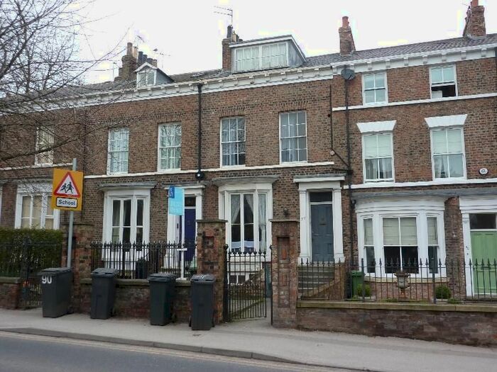 1 Bedroom Flat To Rent In Holgate Road, York, North Yorkshire, YO24