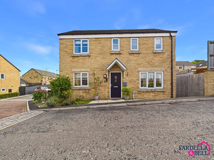 4 Bedroom Detached House For Sale In Lanky Gardens, Colne, BB8