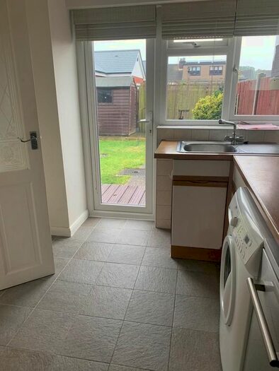 3 Bedroom Terraced House To Rent In Bramble Road, Leigh On Sea, SS9