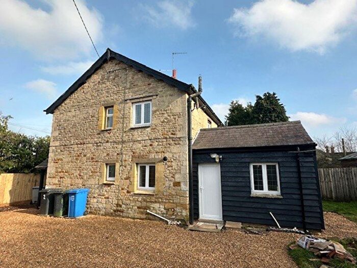 3 Bedroom Property To Rent In Oakley Road, Pipewell, Kettering, NN14