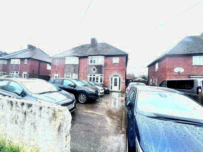 4 Bedroom Semi-Detached House To Rent In Cressex Road, High Wycombe, HP12