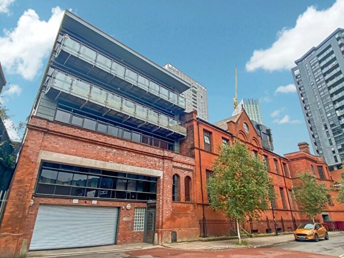 2 Bedroom Flat To Rent In The Bay Building, Mirabel Street, City Centre, Manchester, M3