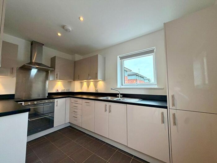 1 Bedroom Flat To Rent In Tatler Close, Warwick, CV34