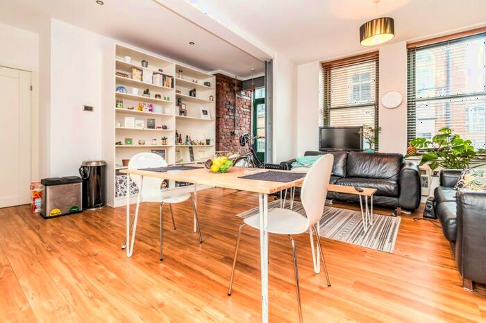 2 Bedroom Apartment To Rent In Tiber Place, Tib Street, Manchester, M4
