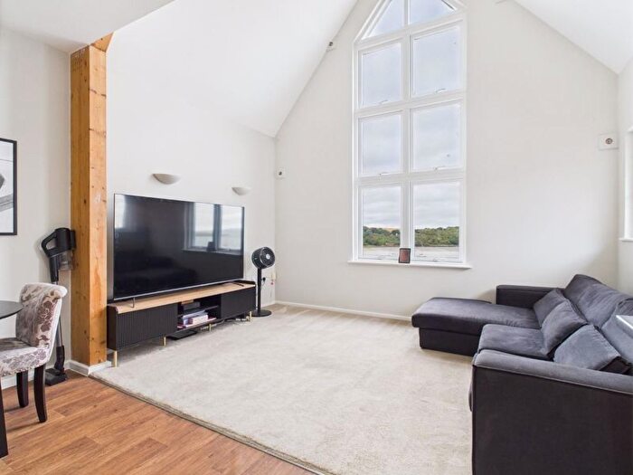 1 Bedroom Property For Sale In Rivermead, Chatham, ME4