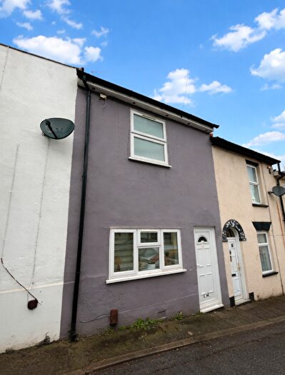 3 Bedroom Property To Rent In Otway Street, Chatham, ME4