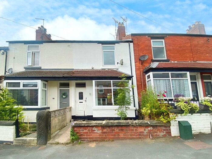 3 Bedroom Terraced House To Rent In Regent Place, Harrogate, HG1