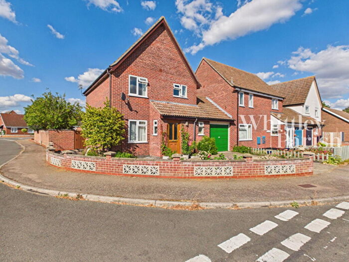 3 Bedroom Link Detached House For Sale In Wordsworth Road, Diss, IP22