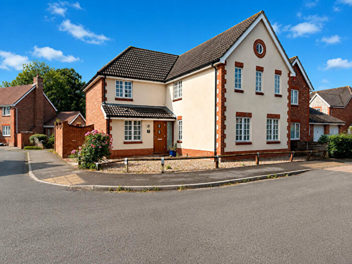 5 Bedroom Detached House For Sale In Upmill Close, West End, Southampton, SO30