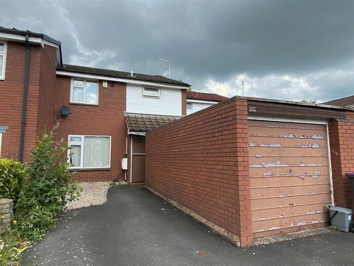 3 Bedroom Property To Rent In Danesford, Hollinswood, Telford, TF3