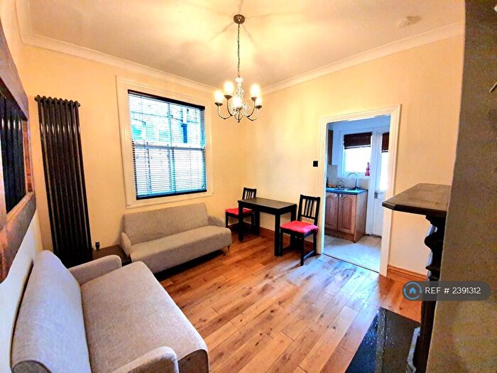 2 Bedroom Flat To Rent In Rotherhithe, Rotherhithe, SE16