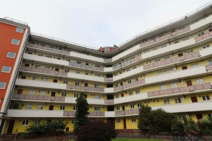 2 Bedroom Apartment To Rent In Raymouth Road, Surrey Quays, SE16