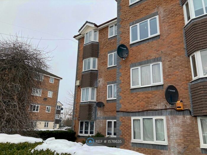 1 Bedroom Flat To Rent In Scotland Green Road, Enfield, EN3