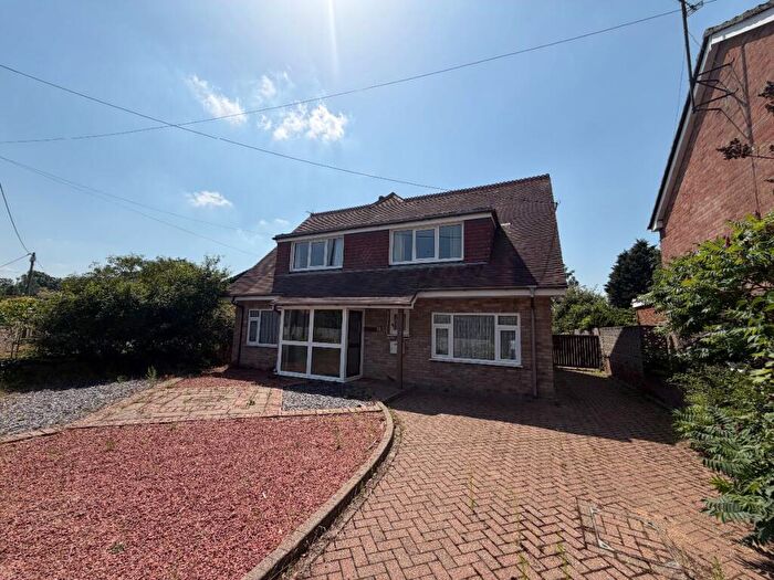 4 Bedroom Detached House For Sale In Orchard Lane, Harrold, MK43
