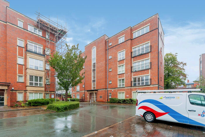 1 Bedroom Flat To Rent In Caxton Place, LL11