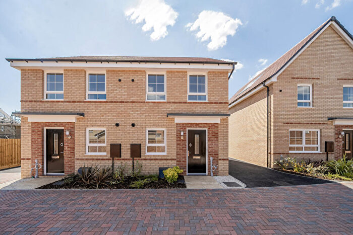 2 Bedroom House To Rent In Southwold Drive, Hampton Beach, Peterborough, PE7