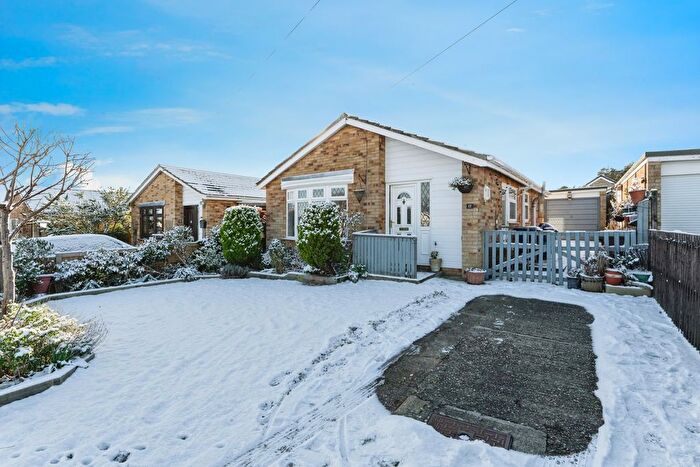 2 Bedroom Bungalow For Sale In Oaklands Drive, Brandon, Suffolk, IP27