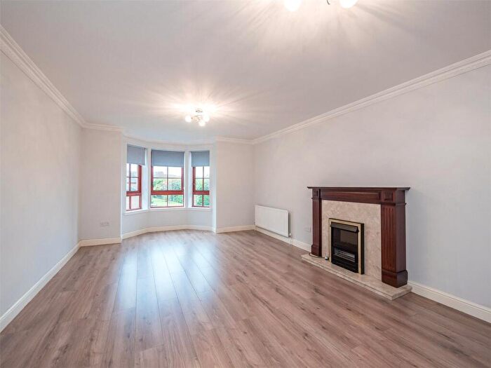 4 Bedroom Flat To Rent In Orchard Brae Gardens West, Edinburgh, EH4