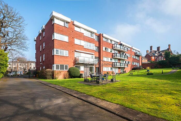 1 Bedroom Flat For Sale In Church Road, Shortlands, BR2