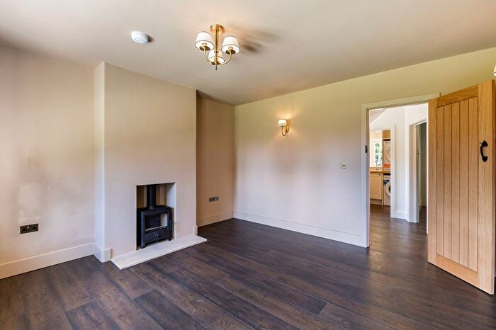 3 Bedroom End Of Terrace House To Rent In Heythrop Park, Chipping Norton, Oxfordshire, OX7