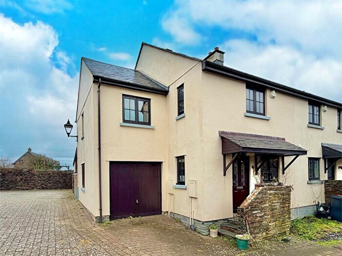 4 Bedroom Semi Detached House For Sale In Down Thomas, Plymouth, PL9