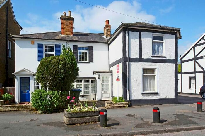 2 Bedroom Terraced House To Rent In St Marys Road, Weybridge, KT13
