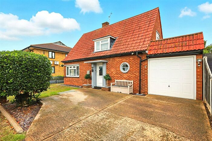 4 Bedroom Detached House For Sale In High Street, Great Wakering, Essex, SS3