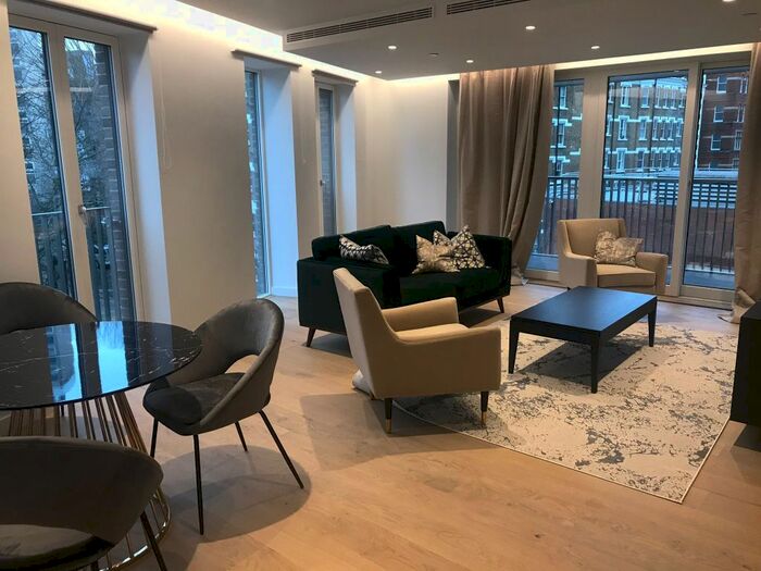 2 Bedroom Flat To Rent In Mount Pleasant, London, WC1X