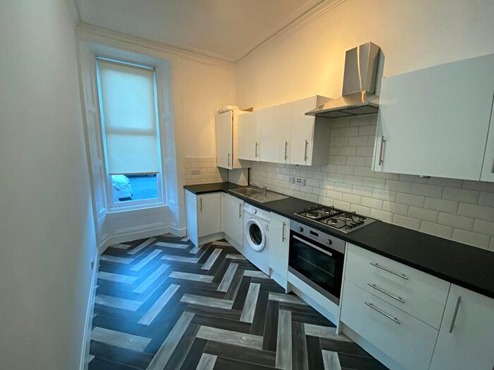 1 Bedroom Flat To Rent In Torrisdale Street, Glasgow, G42