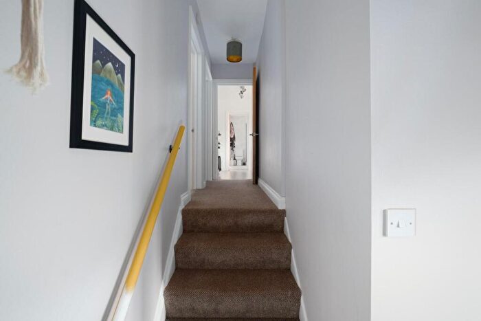 1 Bedroom Flat For Sale In Cassey Bottom Lane, Troopers Hill, BS5