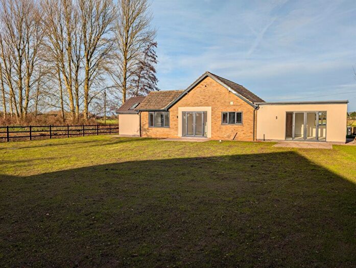 3 Bedroom Detached House For Sale In Greatford Road, Baston, Peterborough, PE6