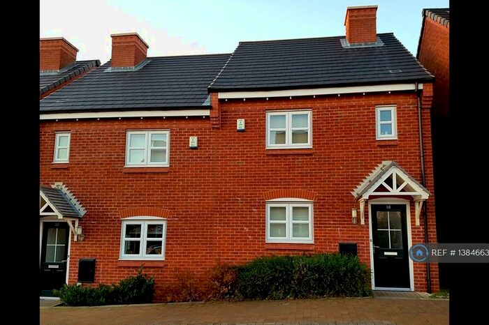 3 Bedroom Semi-Detached House To Rent In Pilgrim Drive, Chorley, PR7
