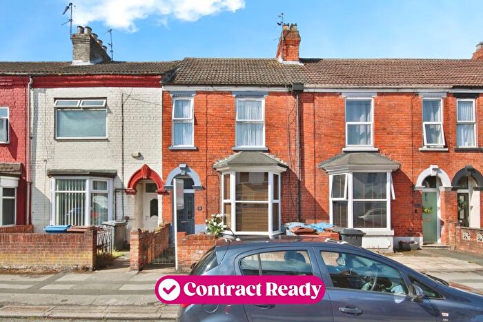 3 Bedroom Terraced House For Sale In Jalland Street, Hull, HU8
