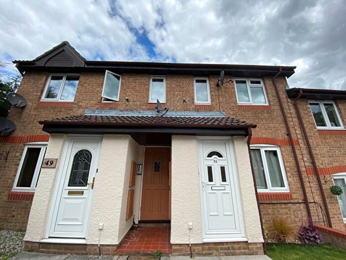 1 Bedroom Maisonette To Rent In Nutfield Court, Maybush, Southampton, SO16