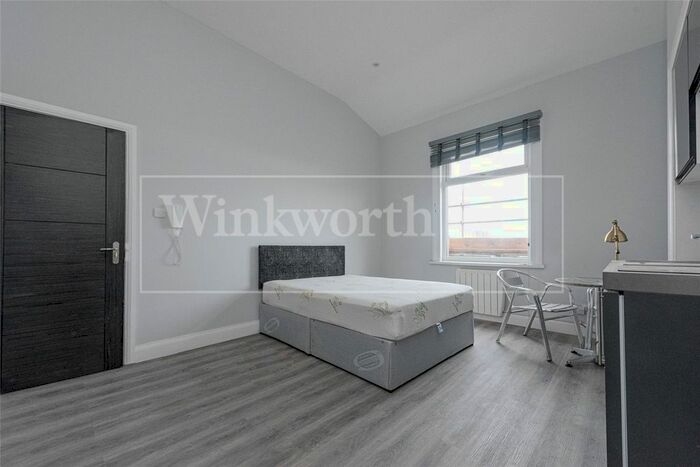 1 Bedroom Studio To Rent In Kilburn High Road, London, NW6