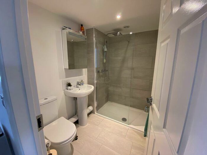 1 Bedroom Flat To Rent In London Road, Chippenham, SN15